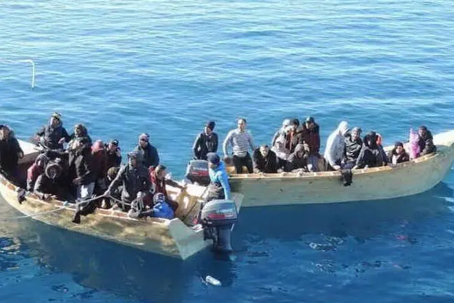 Migranti (archivio L'Unione Sarda)