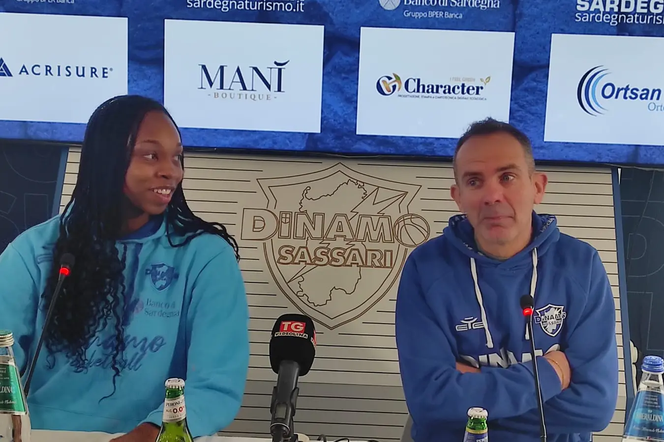 Il centro Egwoh e il coach Citrini (foto G. Marras)