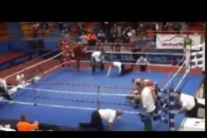 L'aggressione sul ring