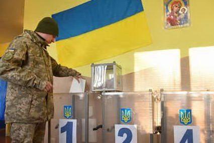 Ucraina, si vota: i sondaggi danno per favorito il partito di Zelensky