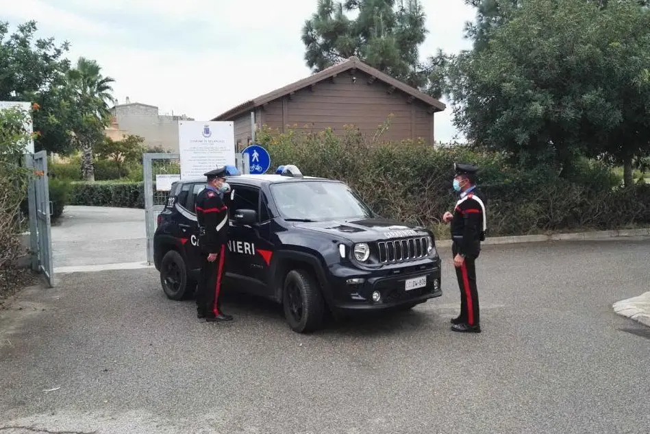 Carabinieri in azione (foto Cc)