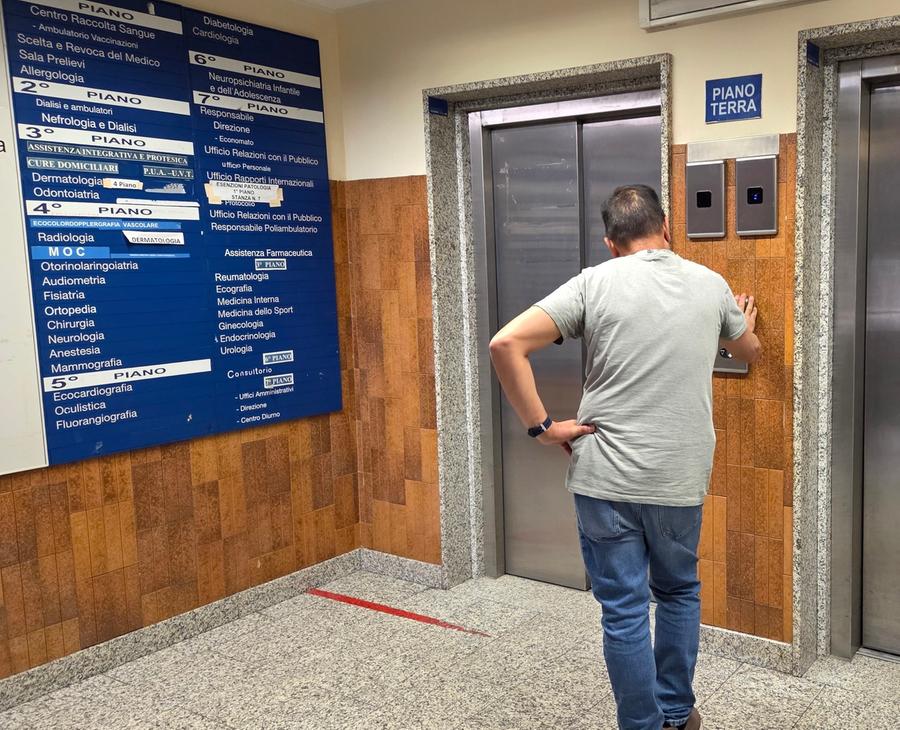 Poliambulatorio, di nuovo fuori uso il secondo ascensore