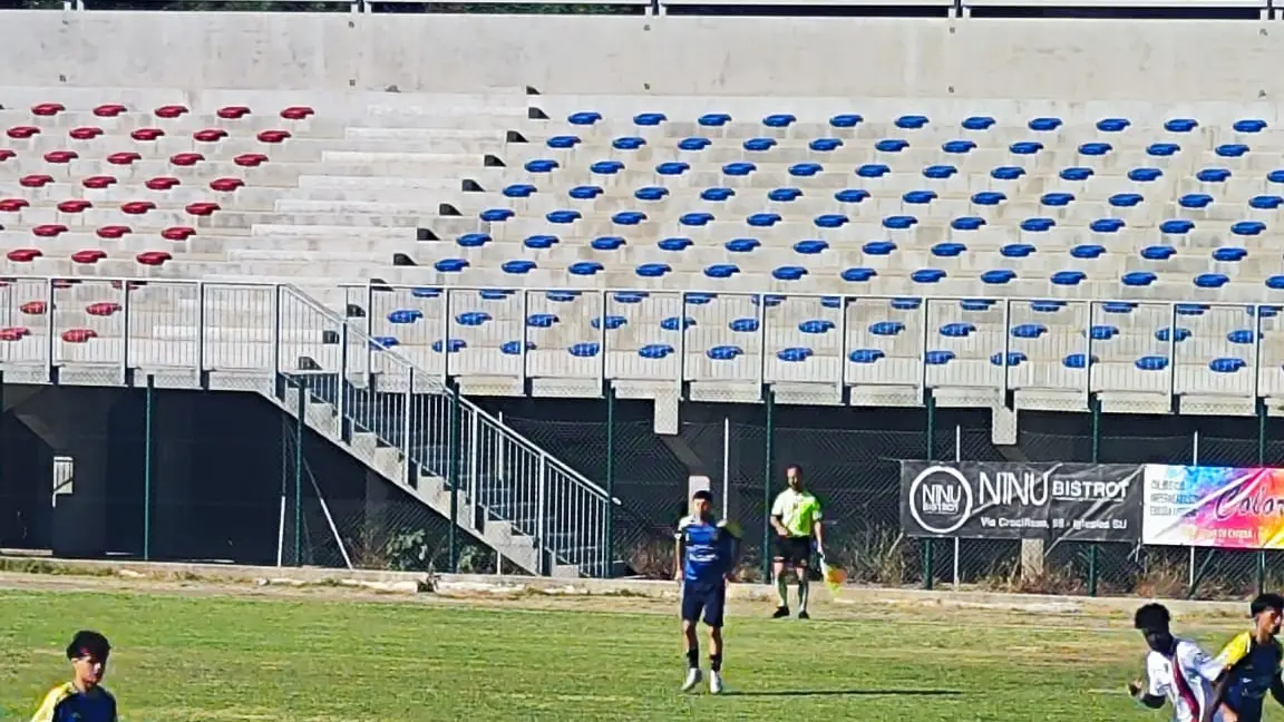 Villasimius, presentata la squadra di Eccellenza: «Chi porta questo nome sulla maglia deve prima di tutto rispettarlo»