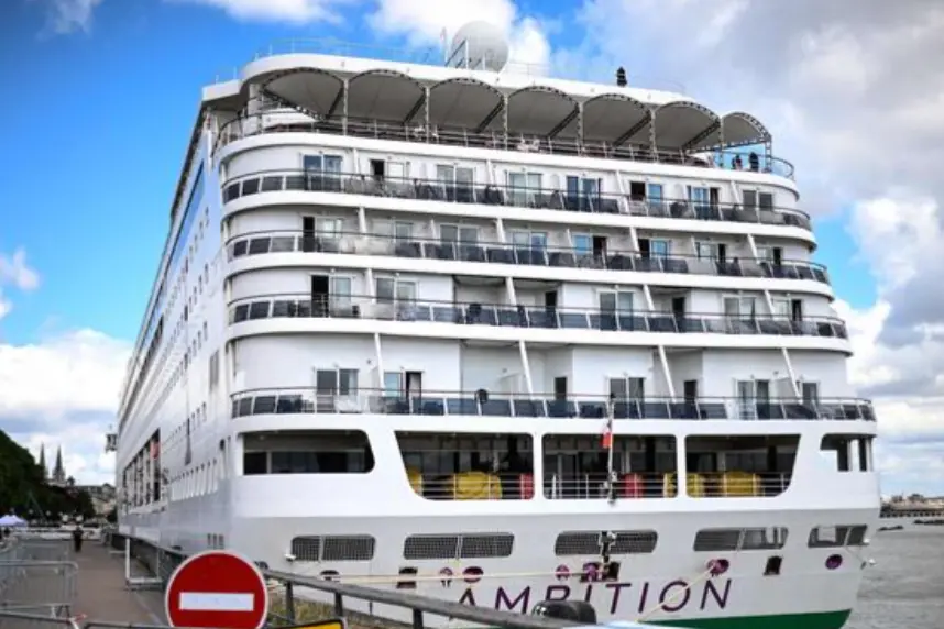 Un morto e oltre 1.700 isolati su una nave da crociera: si sospetta il Norovirus