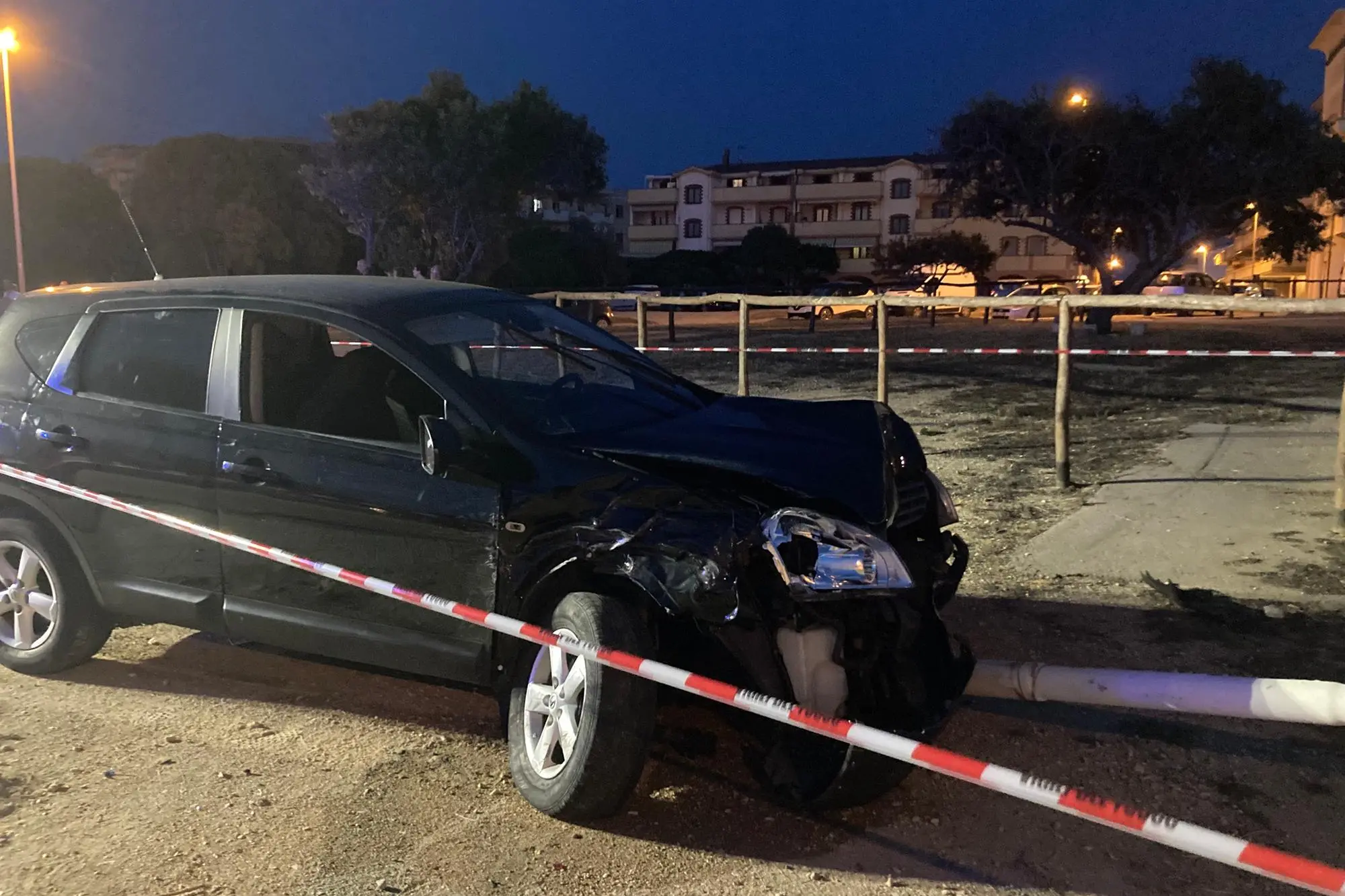 La Nissan dopo l'incidente (Foto Pala)
