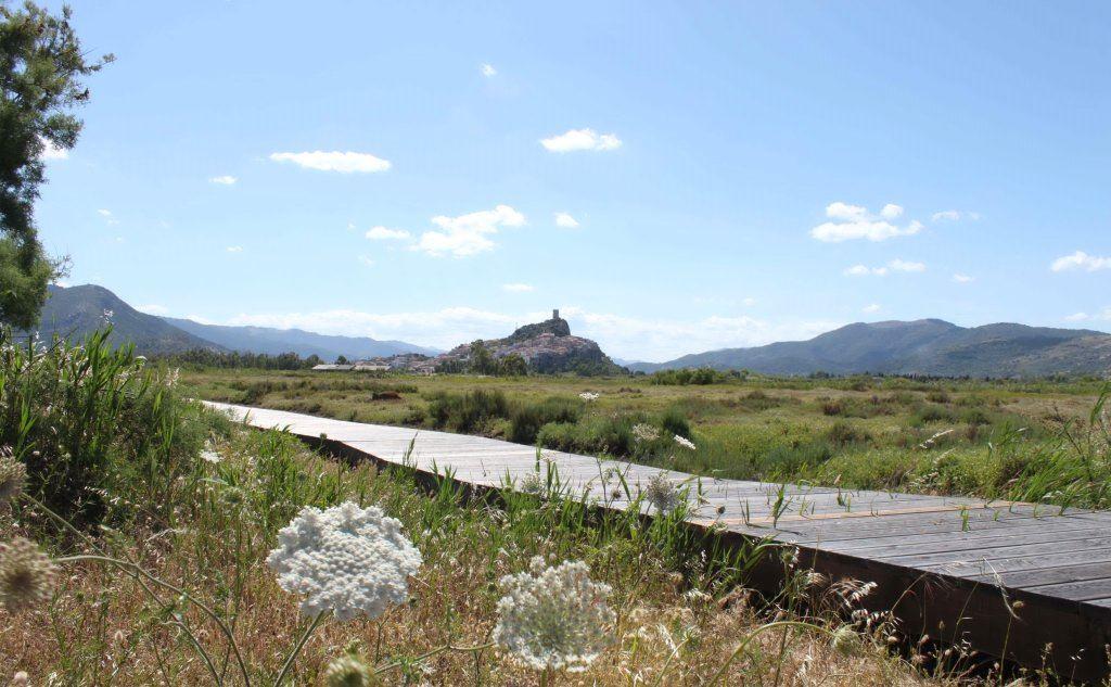 Passerella sopraelevata a Posada (foto Orunesu)