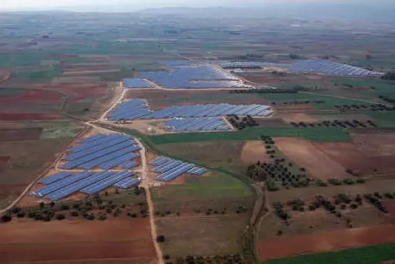 L'impianto di serre fotovoltaiche a Villasor