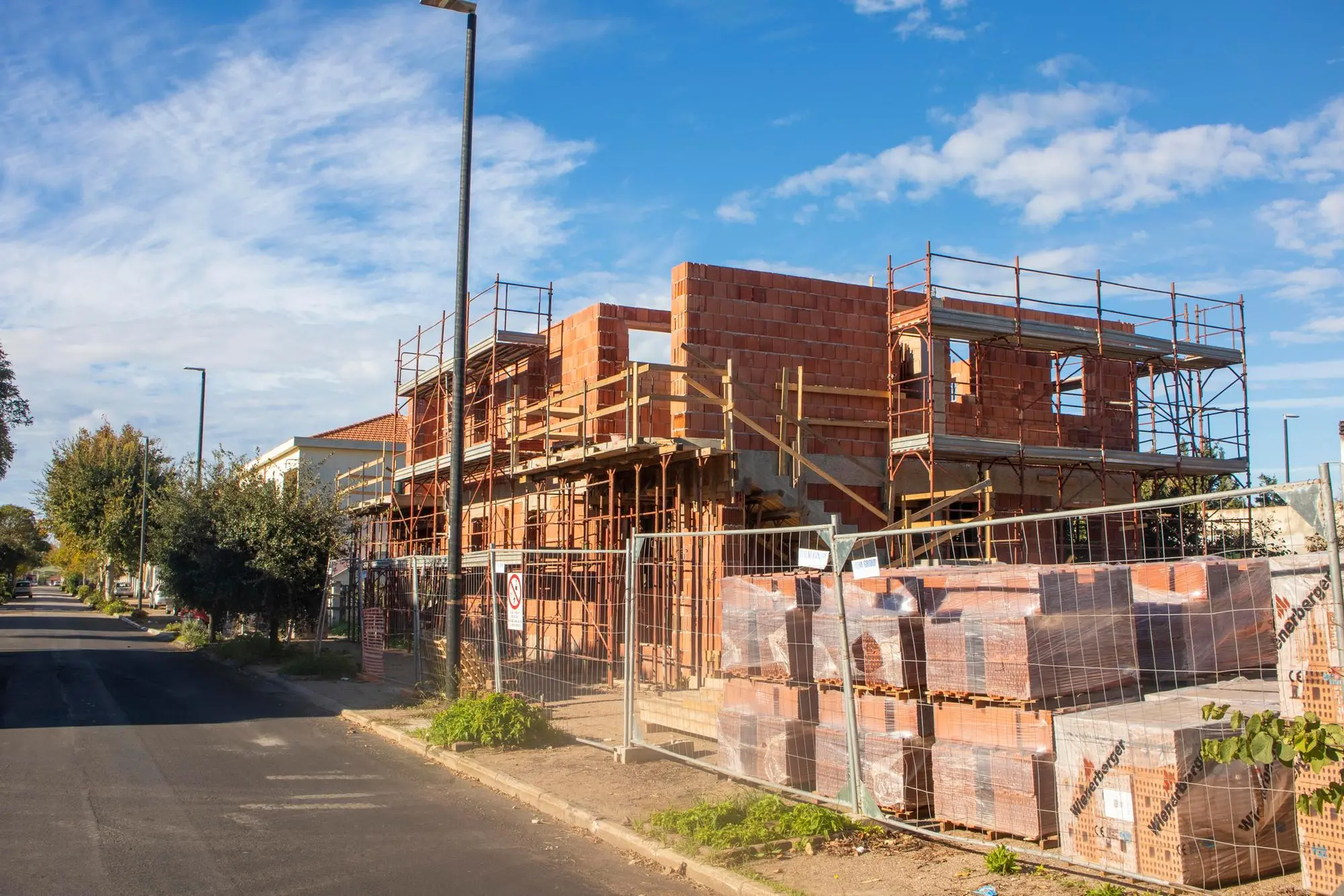 Edifici in costruzione (Archivio L'US)