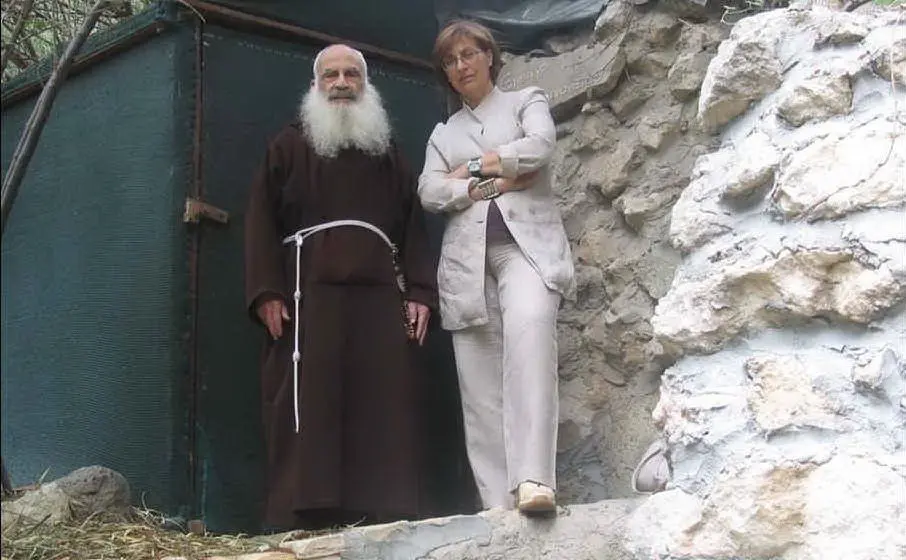 Con Luigia Bobina, presidente dell'associazione al servizio dei poveri che porta il suo nome