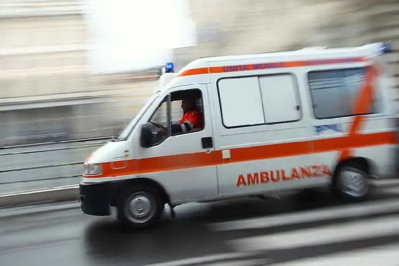 Un'ambulanza