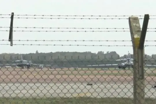 Preparavano attacco terroristico a base Raf in Inghilterra: 5 arresti