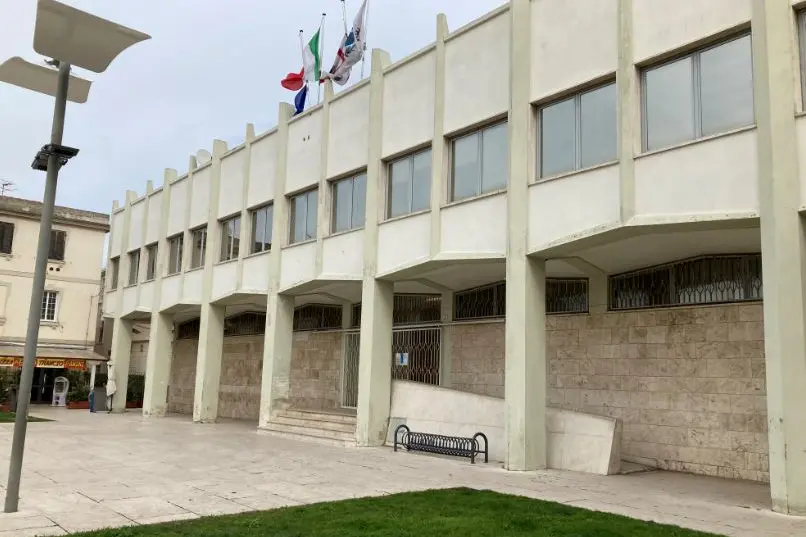 Municipio di Porto Torres (foto Pala)