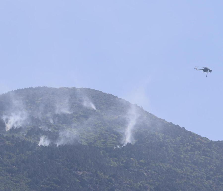 Il monte Faeta brucia ancora Indagati due giardinieri