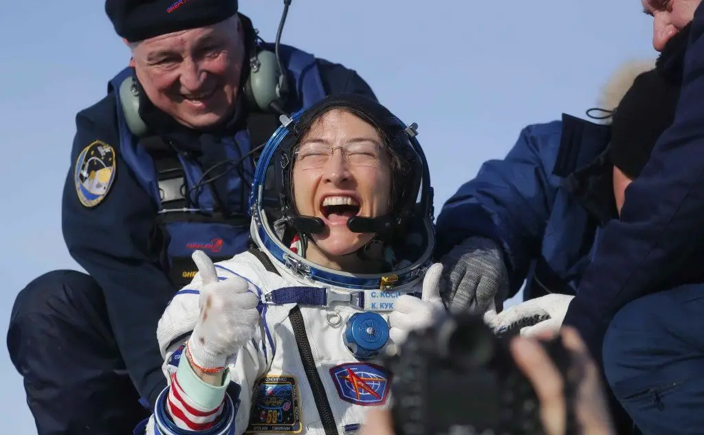 Con l'astronauta italiano ha toccato terra anche Christina Koch