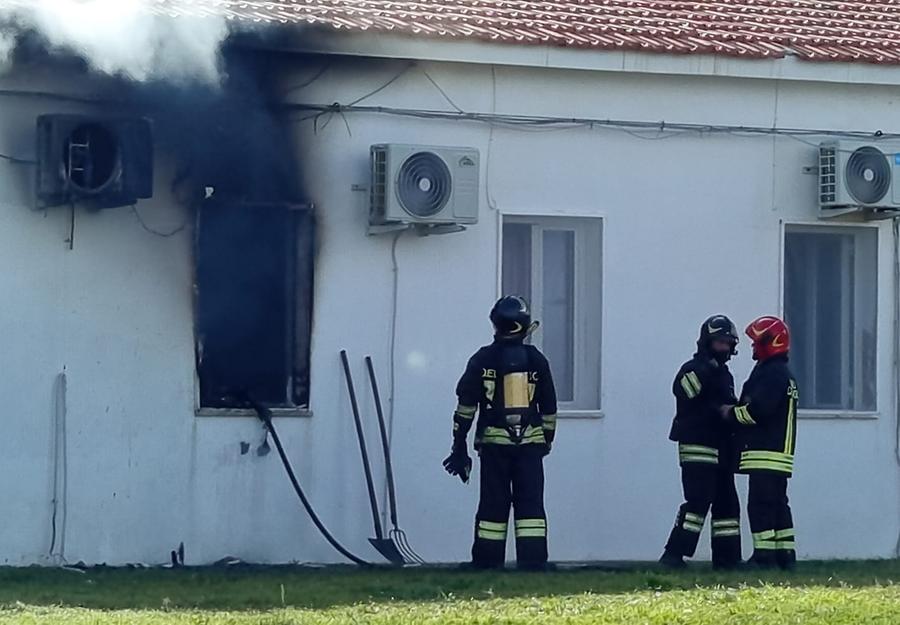 «L’incendio ci ha tolto tutto, aiutateci»