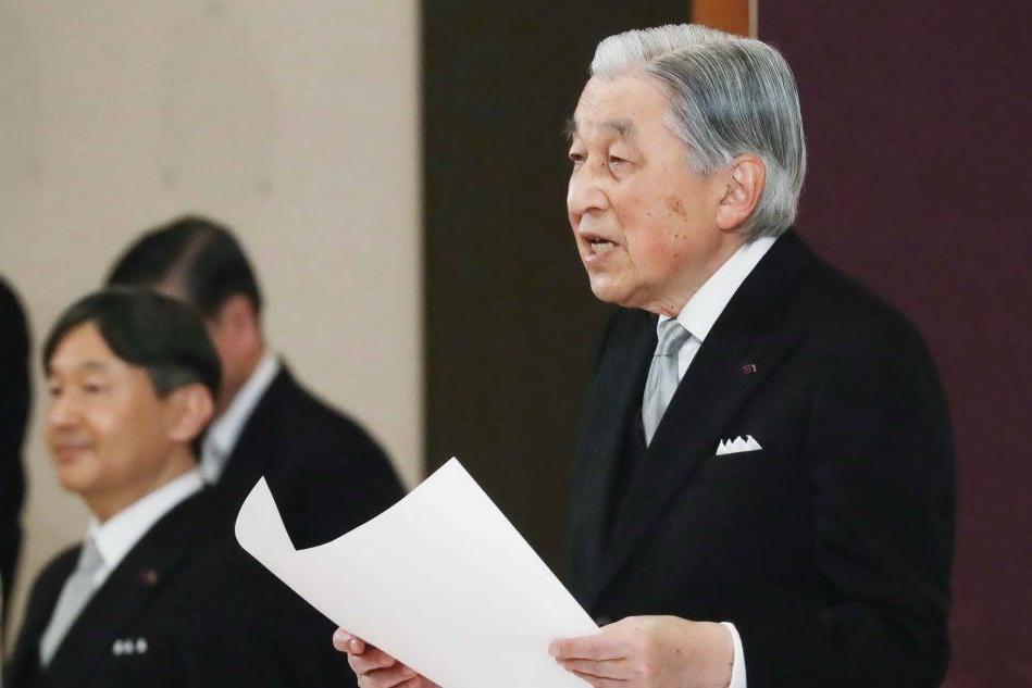 Giappone, l'imperatore Akihito abdica: è la prima volta negli ultimi 200 anni