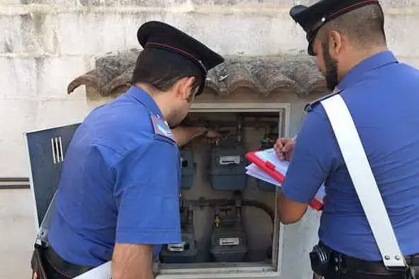 Controlli dei carabinieri nei contatori