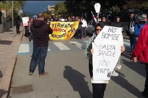 Una protesta contro la Rwm