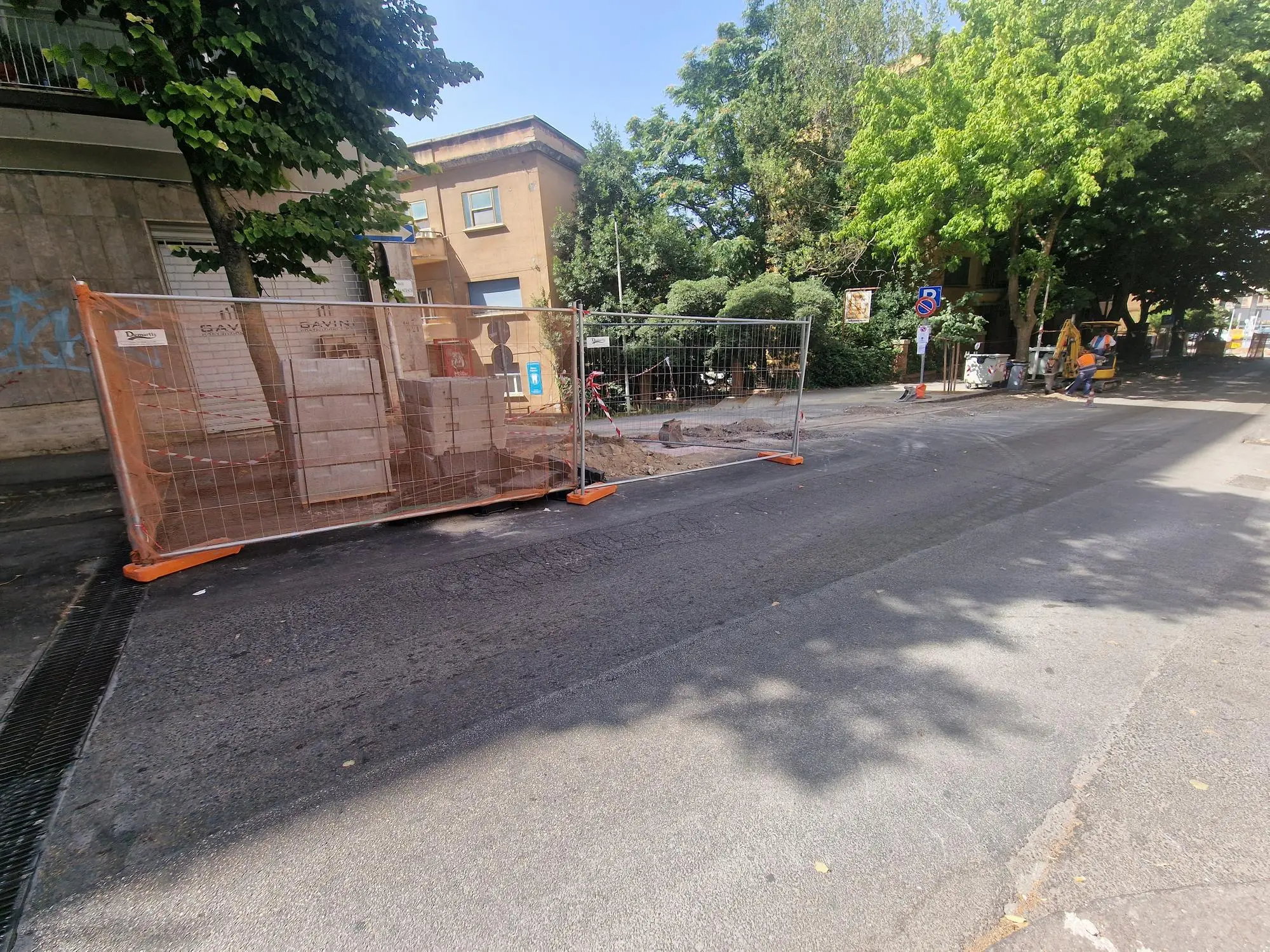 Sassari, le transenne in viale San Francesco (foto Floris)