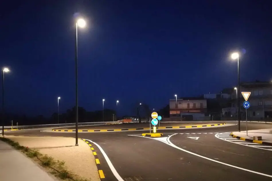 La nuova rotatoria (L'Unione Sarda - Farris)