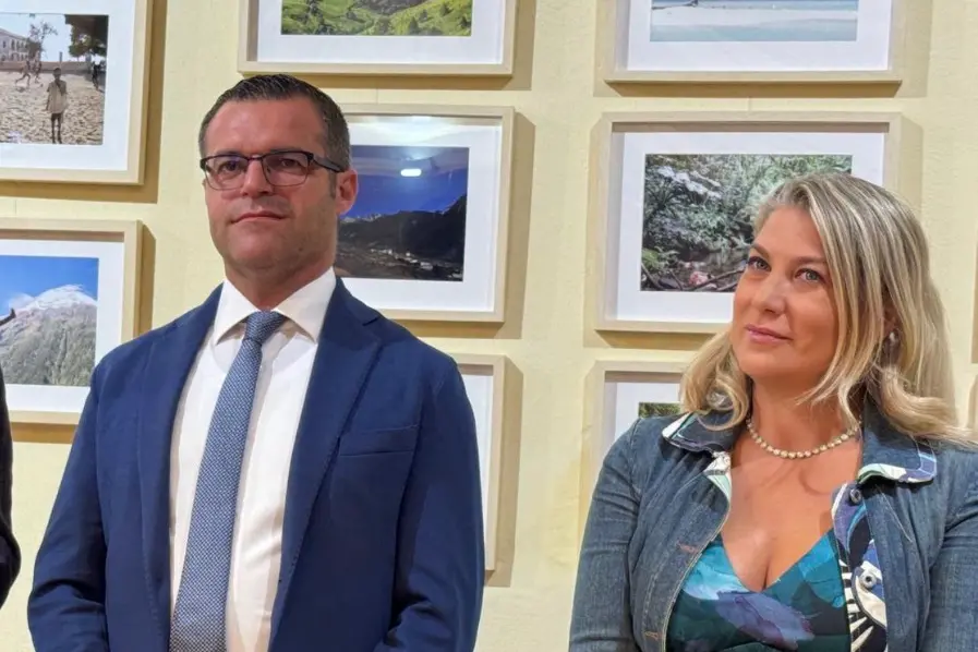 Il sindaco Cacciotto e l’assessora Maria Grazia Salaris