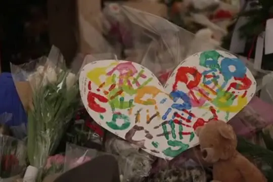 Strage di Crans-Montana: ancora lutto, ma è il momento delle indagini