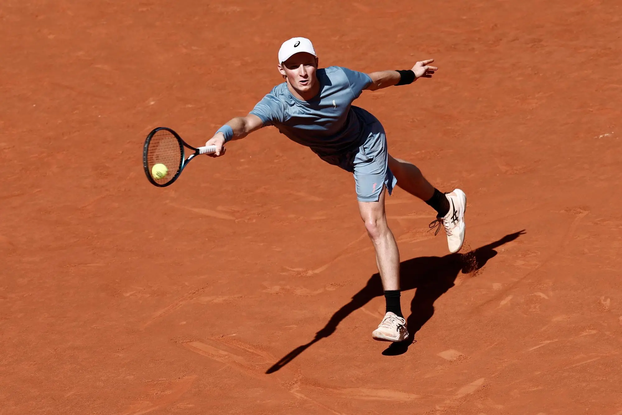 Jannik Sinner (foto EPA/Chema Moya)