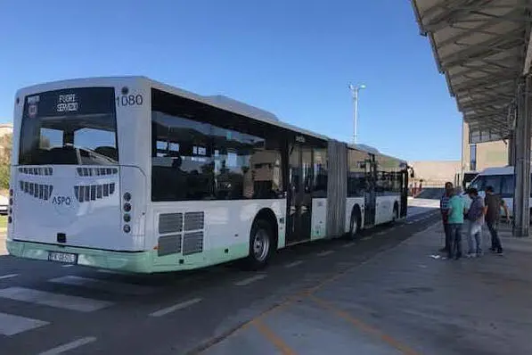 Il nuovo autobus (foto Antonio Satta)