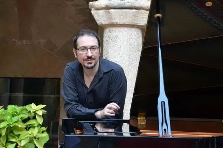Il pianista Roberto Piana (foto L'Unione Sarda - Pala)