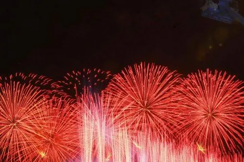 Cina: Spettacolo per la festa della Repubblica