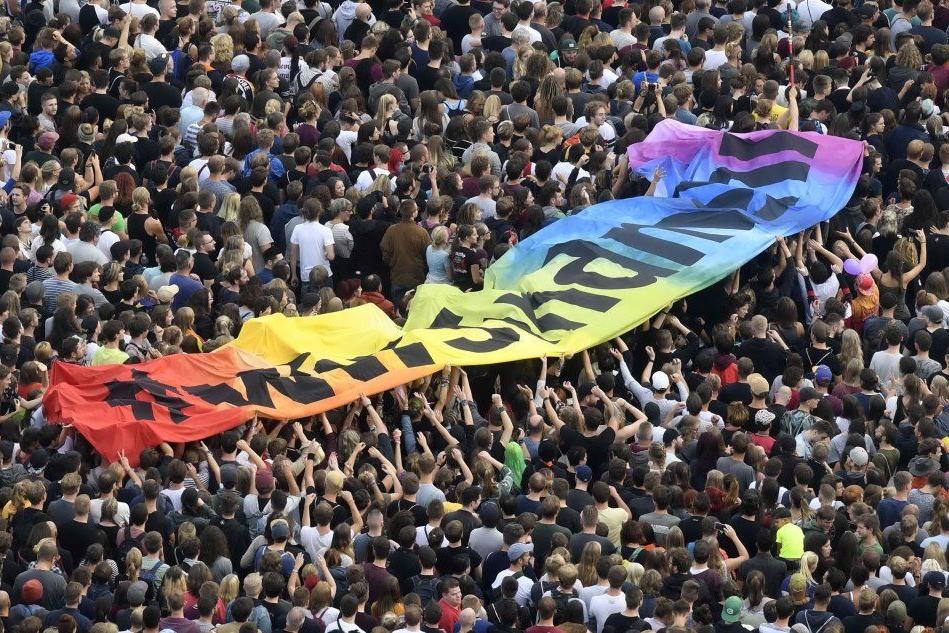 Chemnitz: la Germania dice no alla xenofobia a ritmo di rock