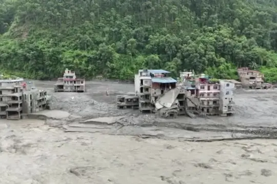 Alluvioni Nepal e Tibet, oltre 900 le vittime, quasi 5.000 i dispersi