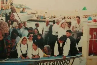 Foto storica della processione a Porto Corallo (foto Serreli)