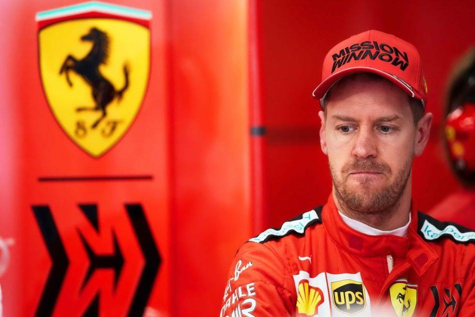 Vettel lascia la Ferrari
