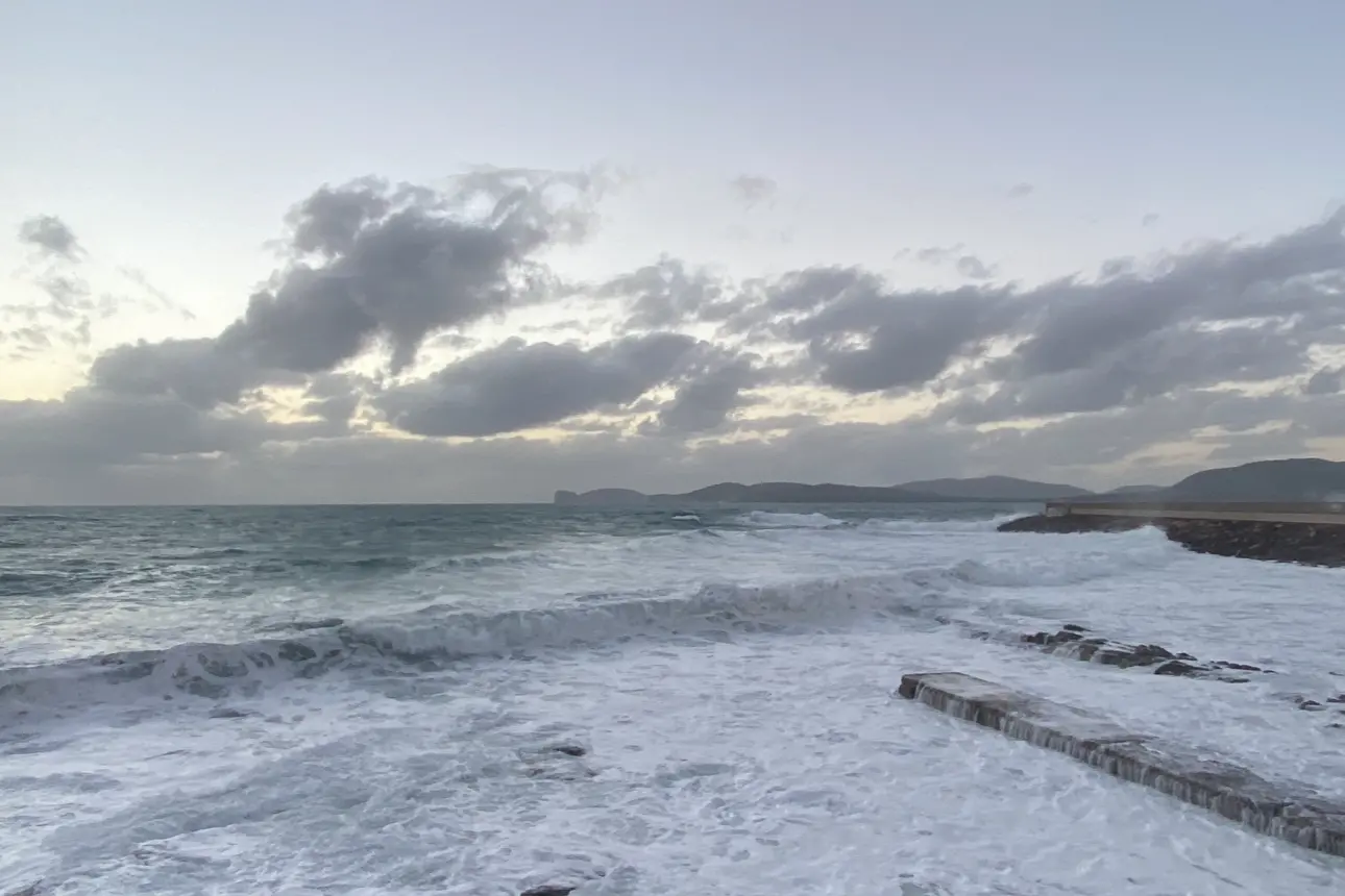 Una mareggiata ad Alghero