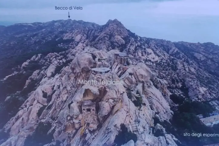 Caprera, Becco di Vela (Foto tratta dal libro)