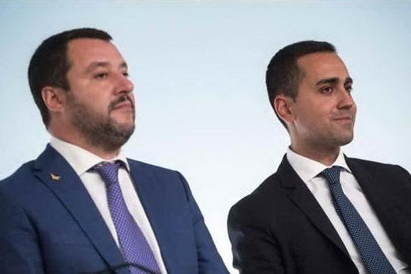 Scaramucce tra Salvini e Di Maio: &quot;Ci sono o ci fanno?&quot;