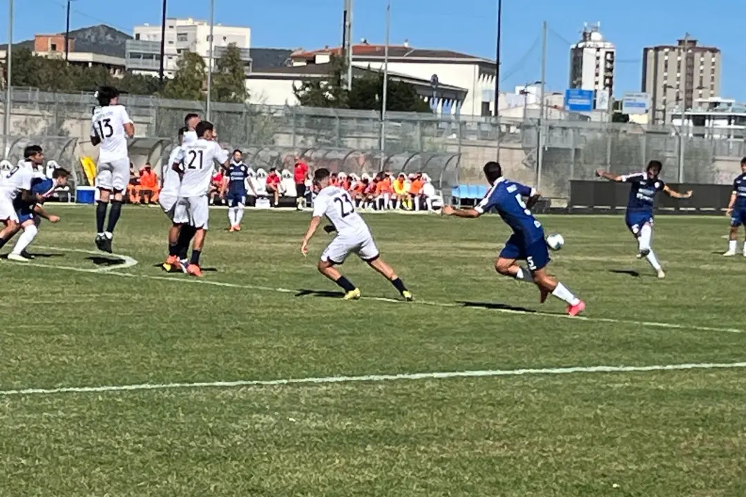 Un'immagine della partita tra Olbia e Atletico Lodigiani (foto Ilenia Giagnoni)