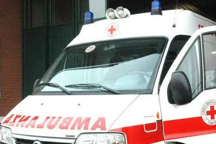 Un'ambulanza