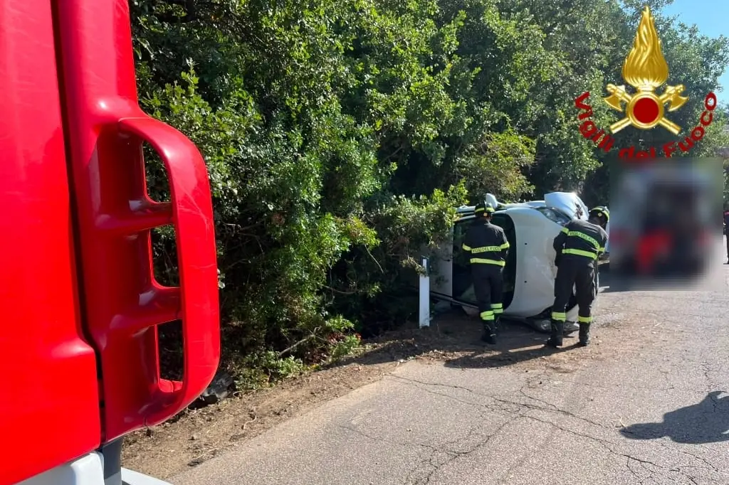 L'incidente a Boroneddu (foto Vigili del fuoco)