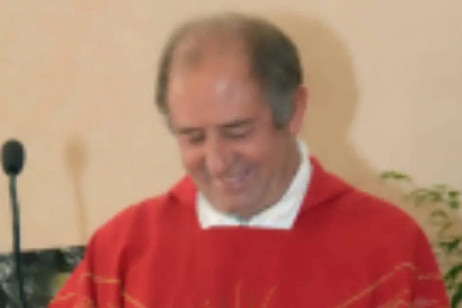 Padre Mario Pesenti