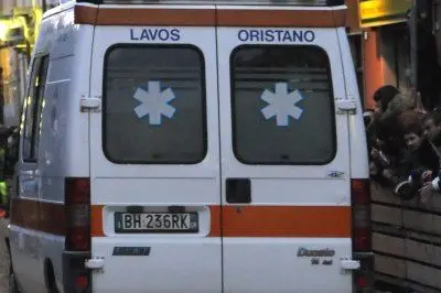 Sul posto è intervenuta un'ambulanza del 118