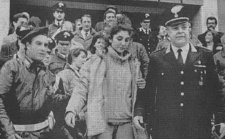 Floriana Bifulco con i carabinieri