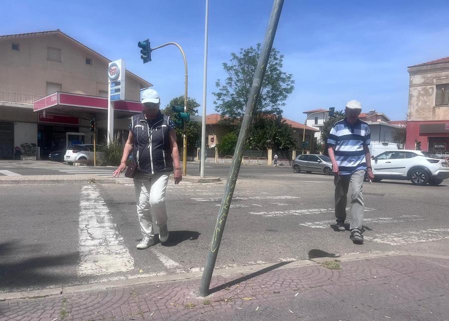 Via Cagliari, strisce ad alto rischio