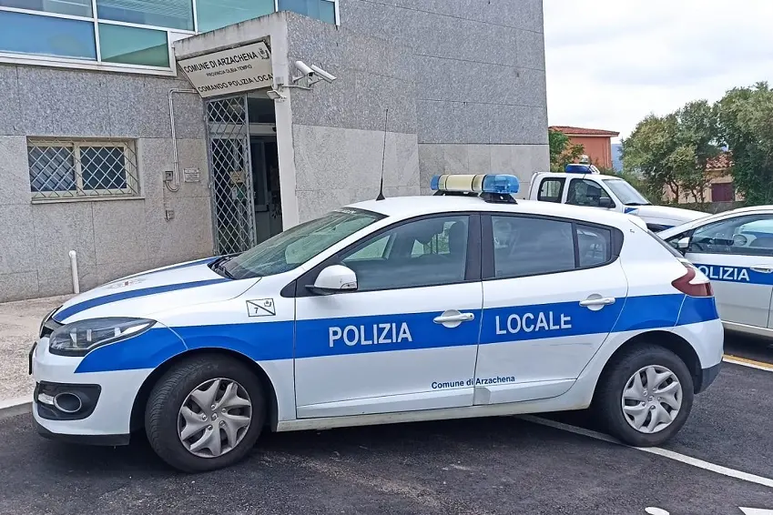 Polizia locale Arzachena (foto concessa)