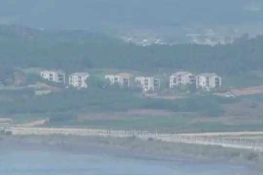 Corea, tra Nord e Sud è guerra propaganda, tra minacce e altoparlanti