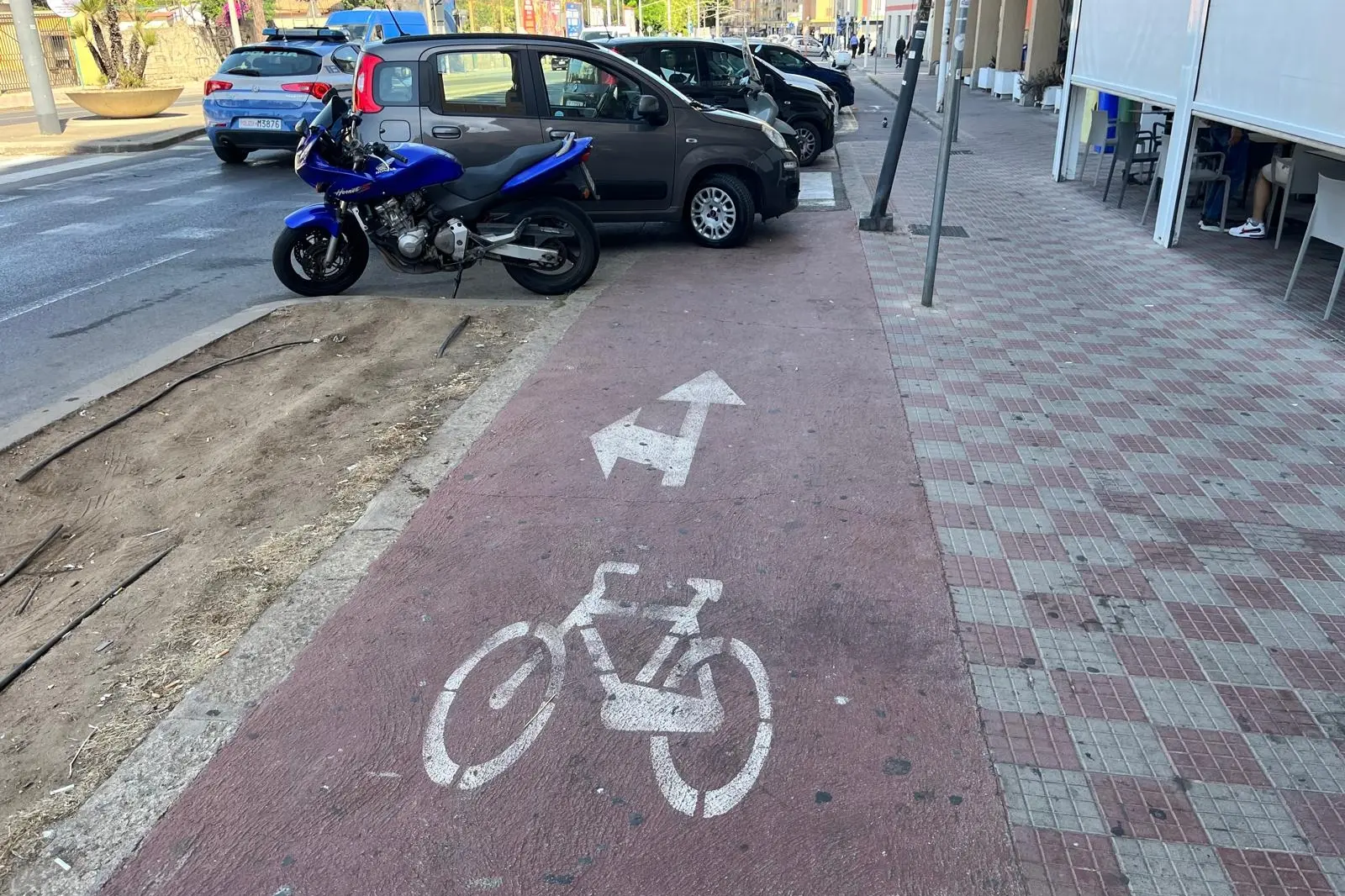 La pista ciclabile di via Is Mirrionis (foto L'Unione Sarda)