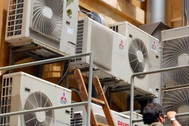 Gli errori da evitare con il climatizzatore (foto Ansa)