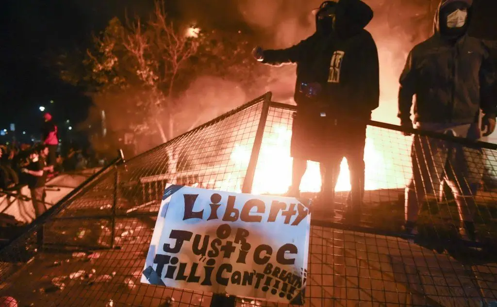 Altre proteste a Minneapolis (Ansa - Lassig)
