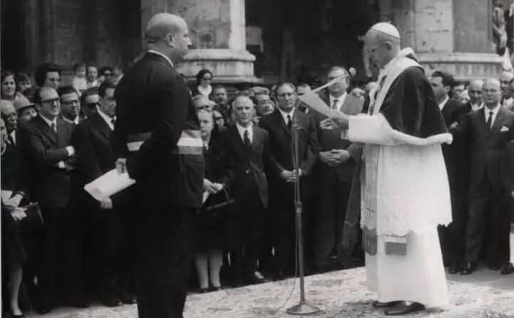 L'incontro con il sindaco De Magistris